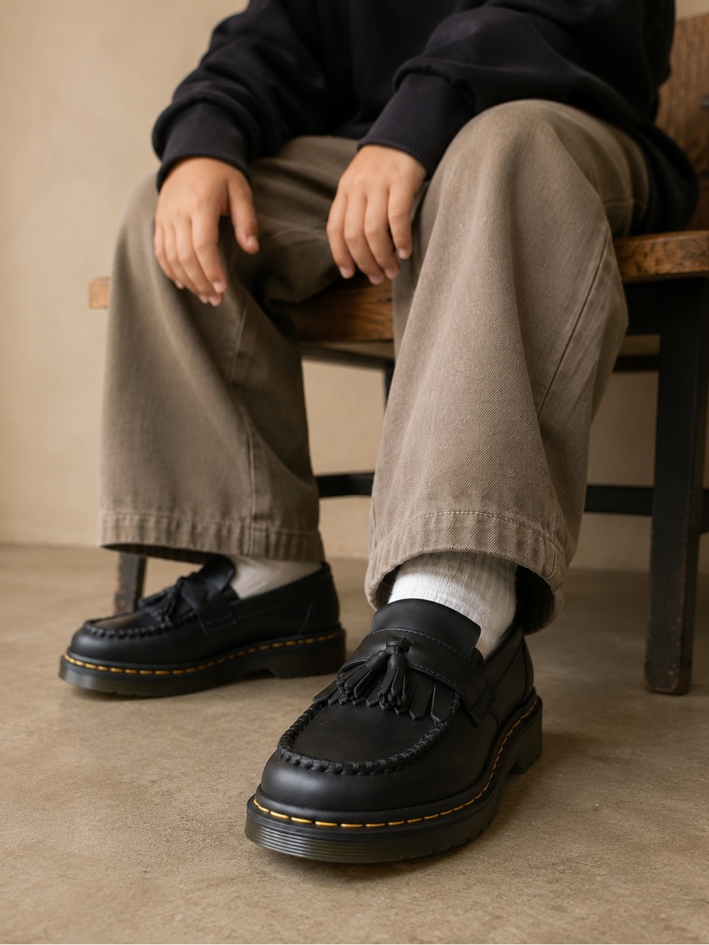 NEW DR MARTENS JUNIOR ADRIAN SOFTY T LEATHER TASSEL LOAFERS